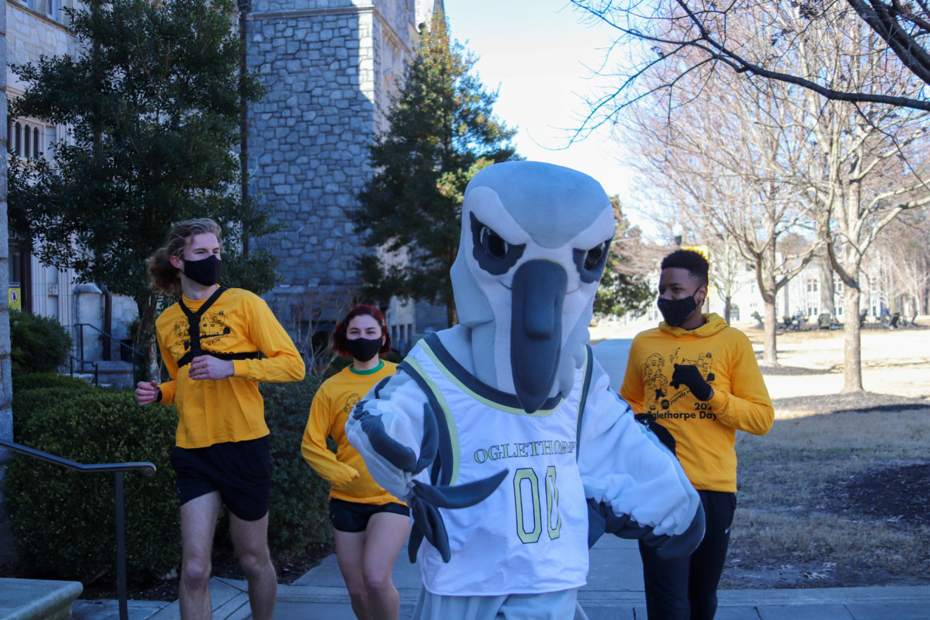 Students and Petey in the 31st annual Petrels of Fire footrace